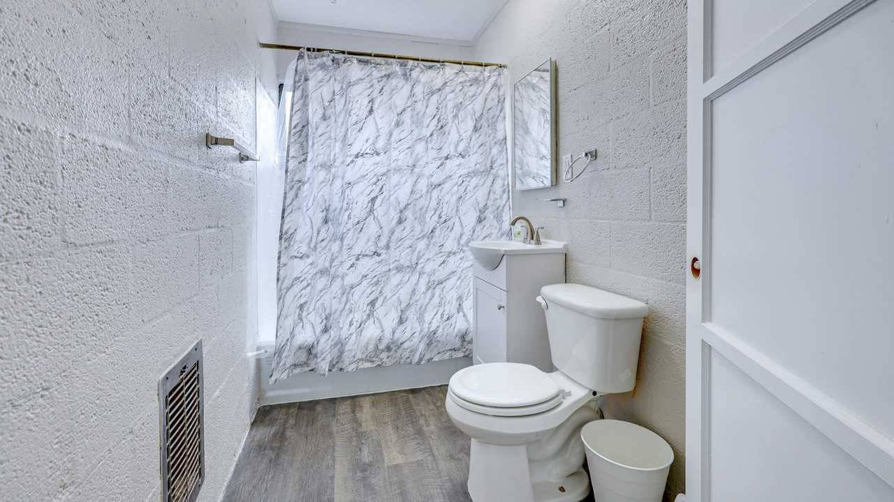 Cory Pl - Photo 3 of 6