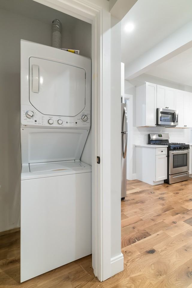 477 Meridian St #3 - Photo 3 of 7