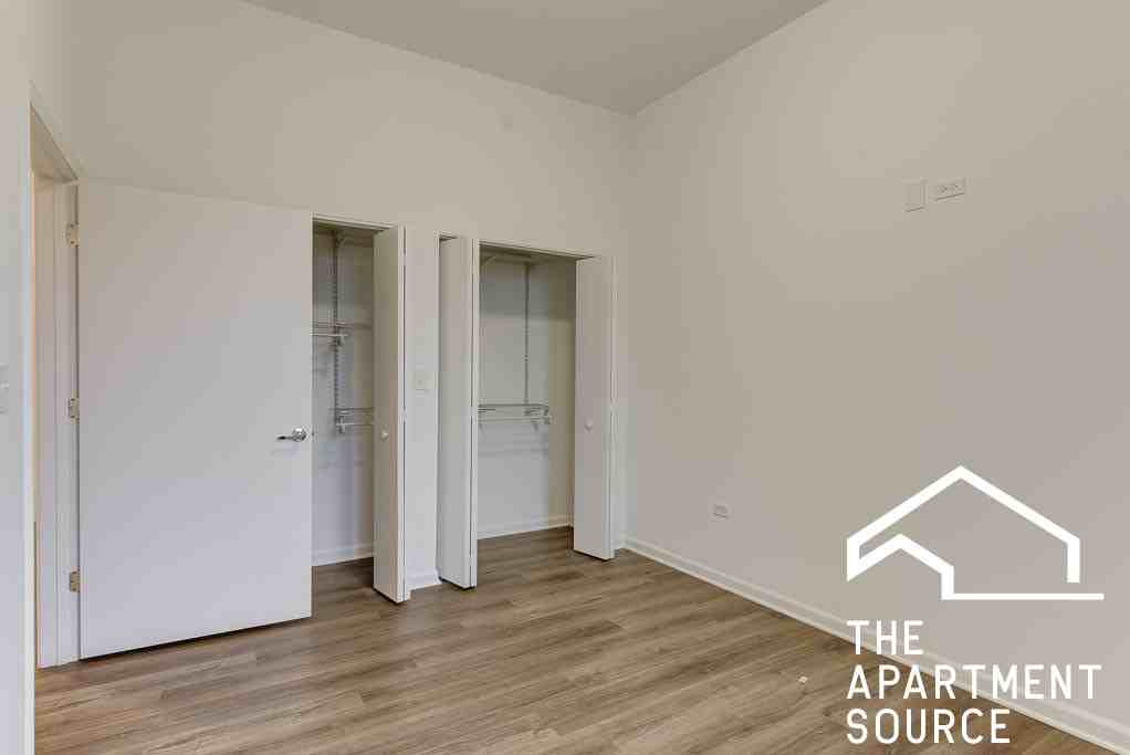 2550 S Wabash Ave #304 - Photo 7 of 20