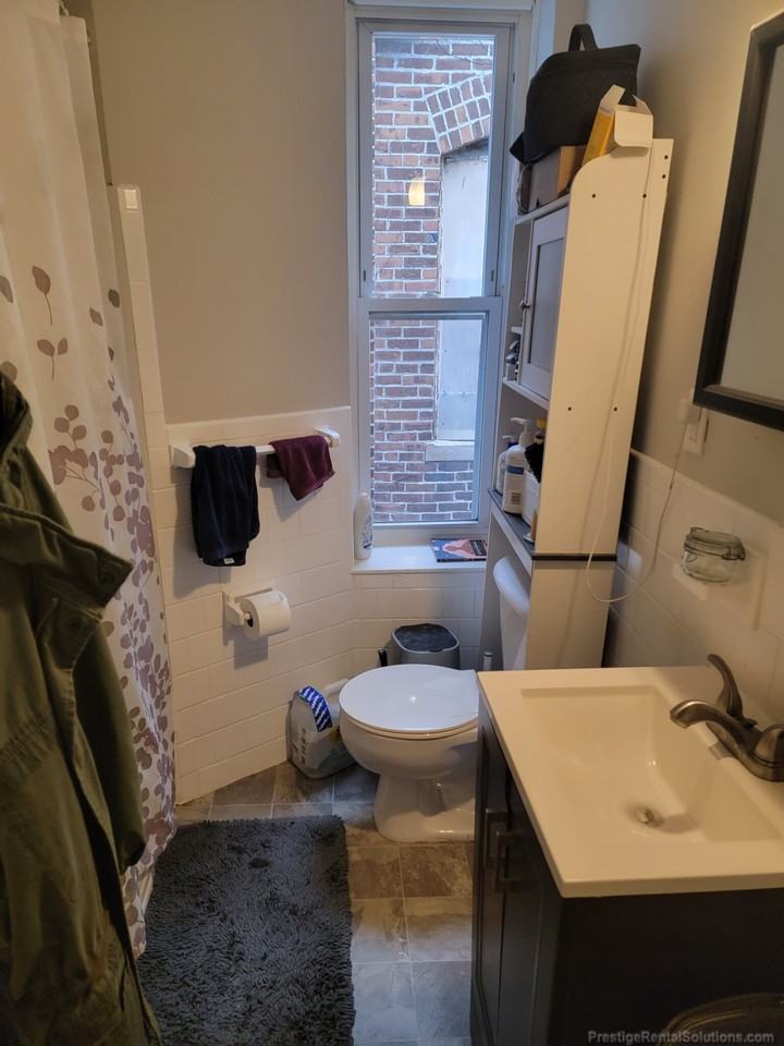 Hyde Park Ave. & Woodlawn #4 - Photo 2 of 9