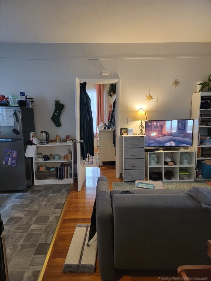 Hyde Park Ave. & Woodlawn #4 - Photo 3 of 9