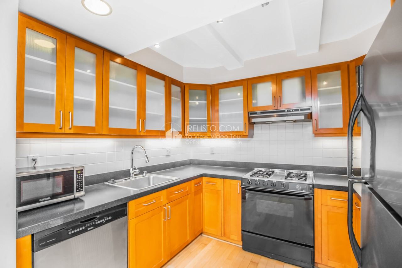 111 Gilbert St #2 - Photo 7 of 25