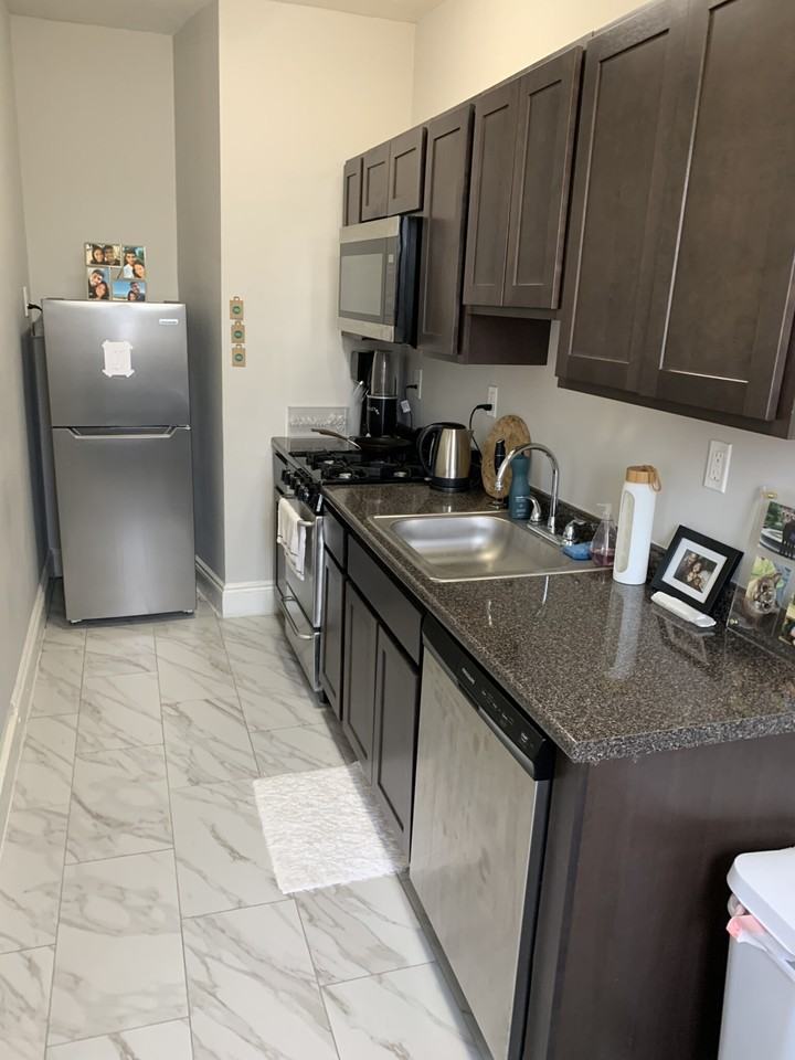 220 Kelton St #7 - Photo 4 of 12