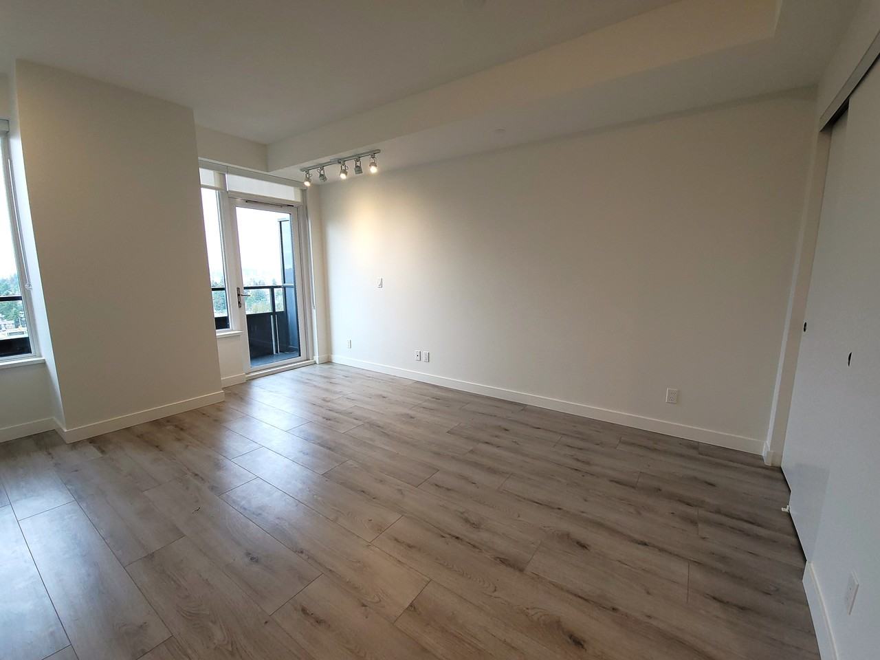 10626 City Parkway #1507 - Photo 3 of 13