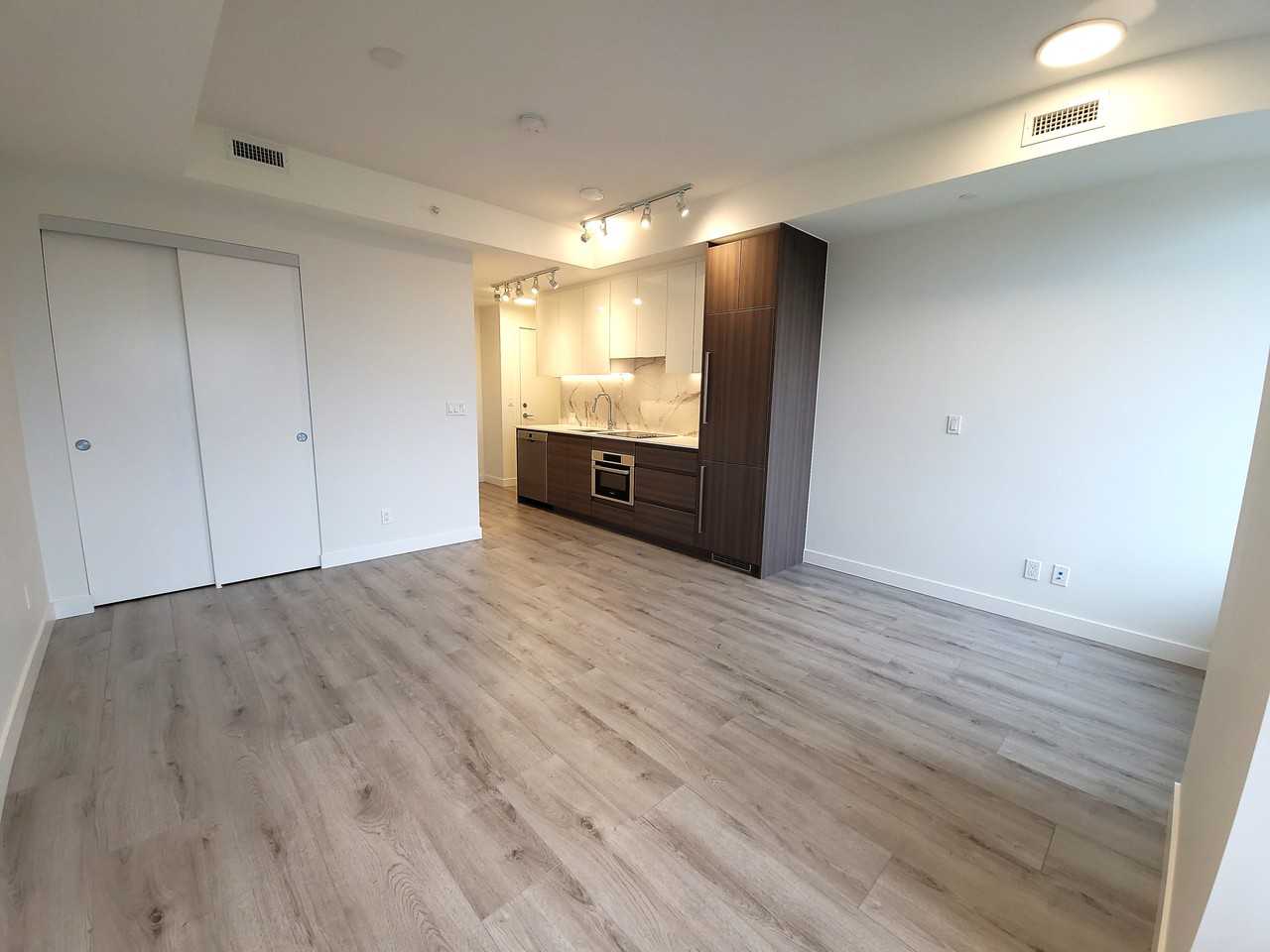 10626 City Parkway #1507 - Photo 5 of 13
