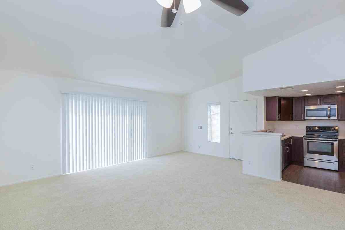 1780 W Lincoln Ave - Photo 2 of 8