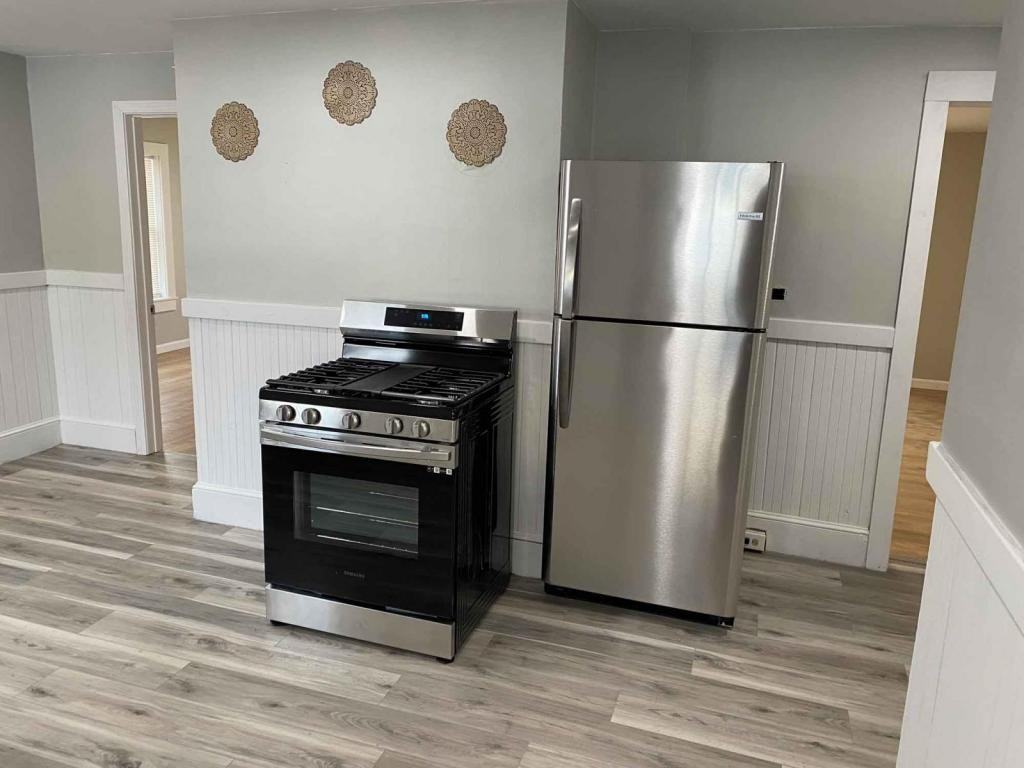 417 Granite St - Photo 5 of 24