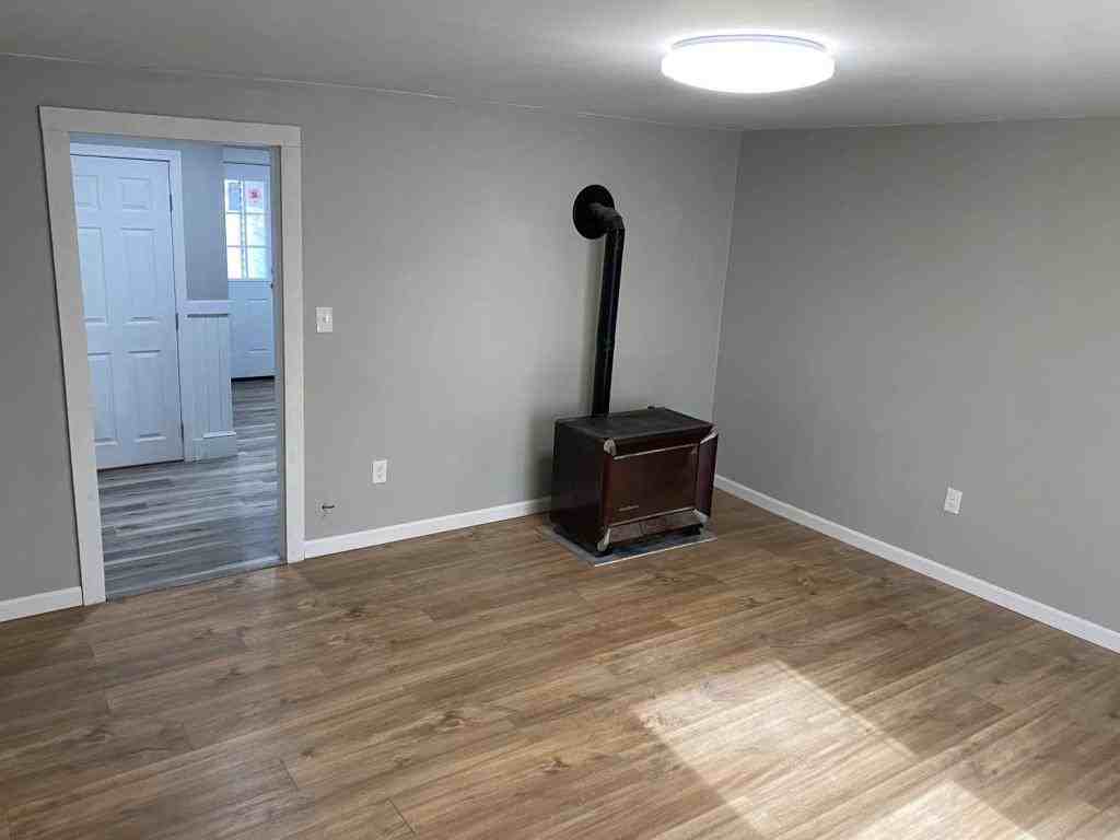 417 Granite St - Photo 6 of 24