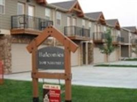 featured image of 2025 Lakehills Dr