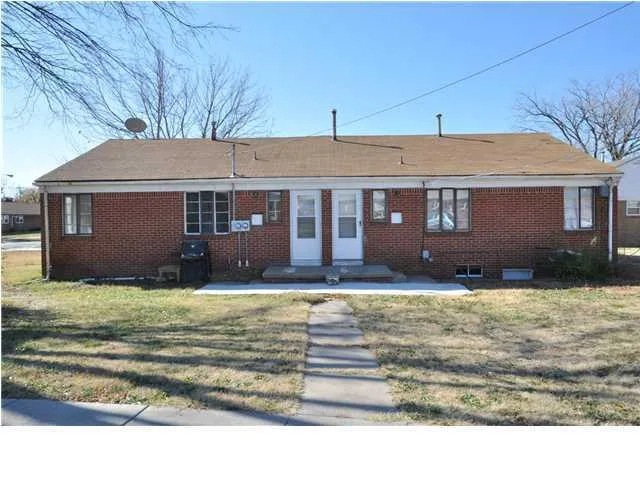 723 S Hunter St - Photo 2 of 21