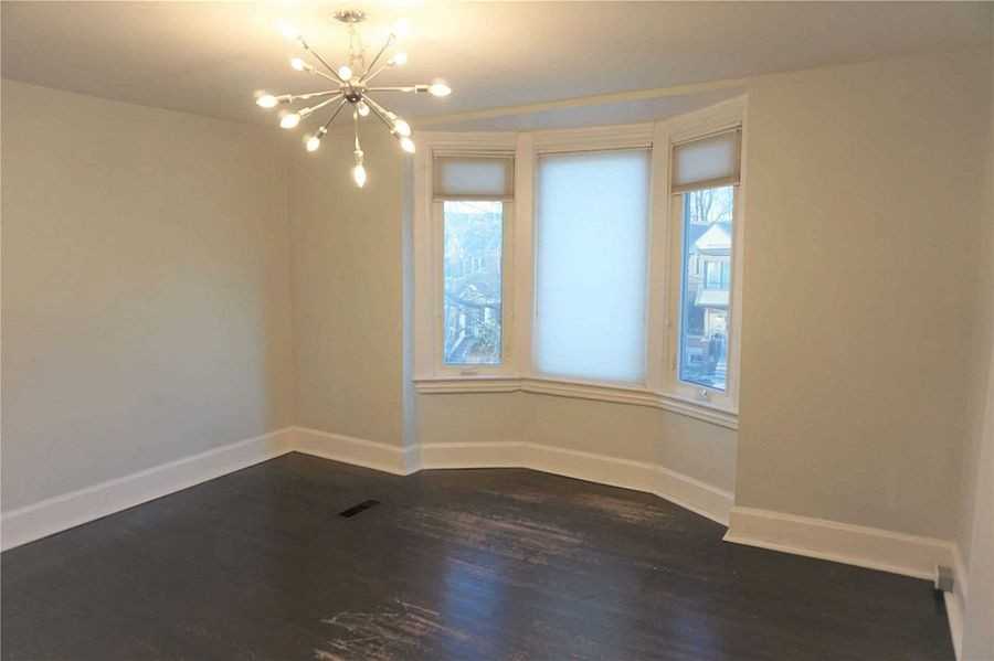 35 Eastmount Avenue - Photo 3 of 18