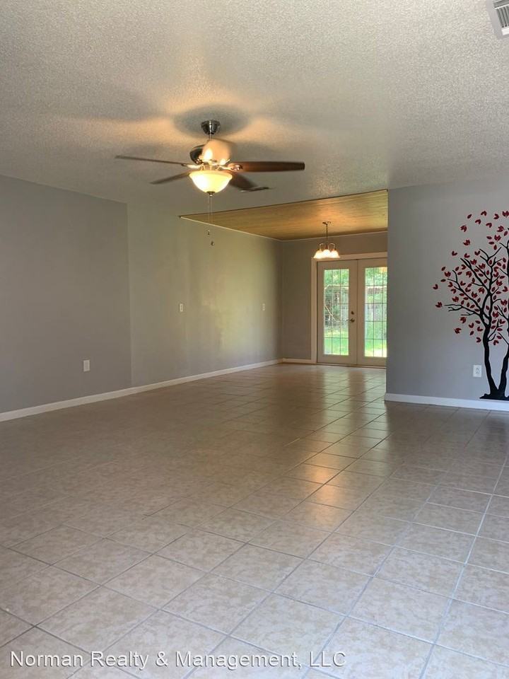 167 Cherokee Cir - Photo 2 of 21