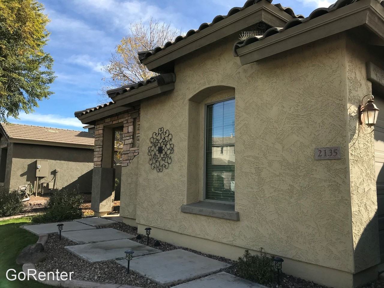 2135 E Grand Canyon Dr - Photo 2 of 39