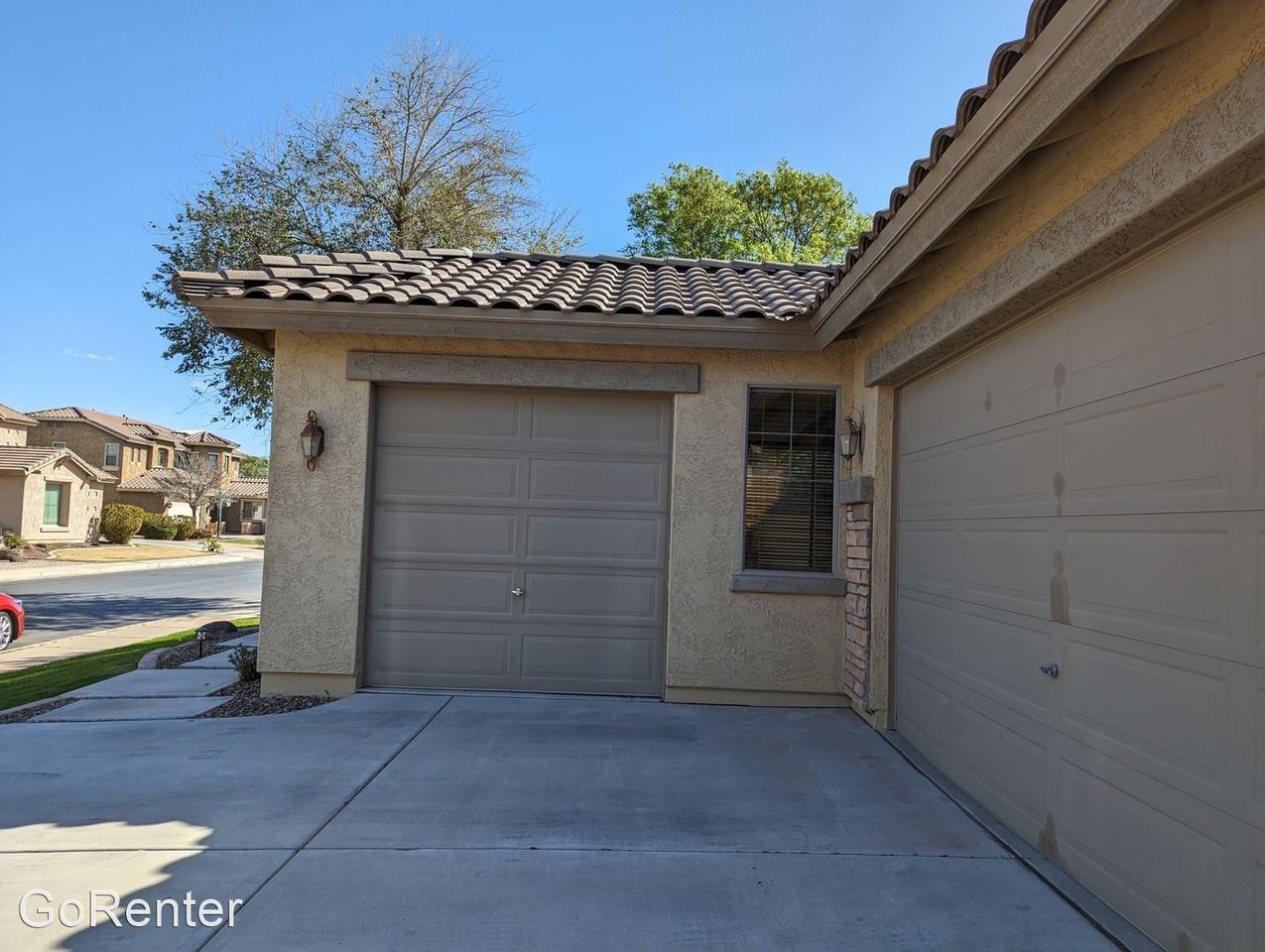 2135 E Grand Canyon Dr - Photo 3 of 39