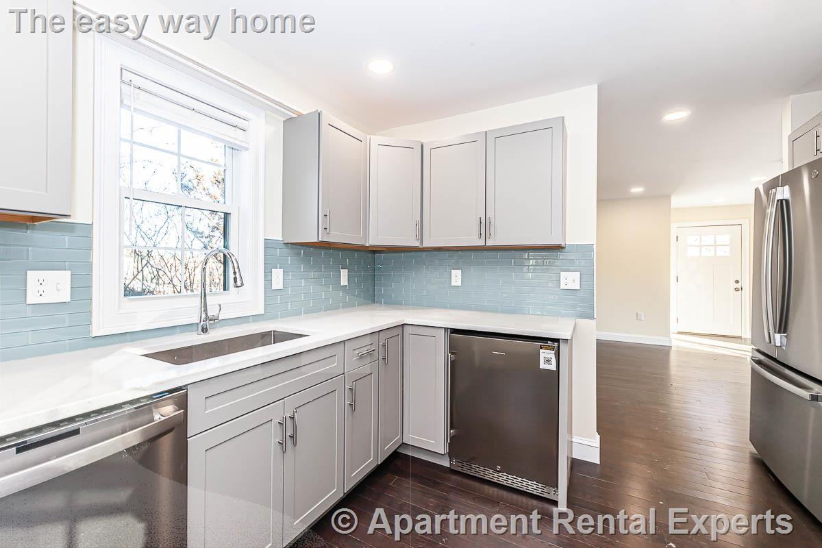 48 Caldwell Rd - Photo 6 of 33