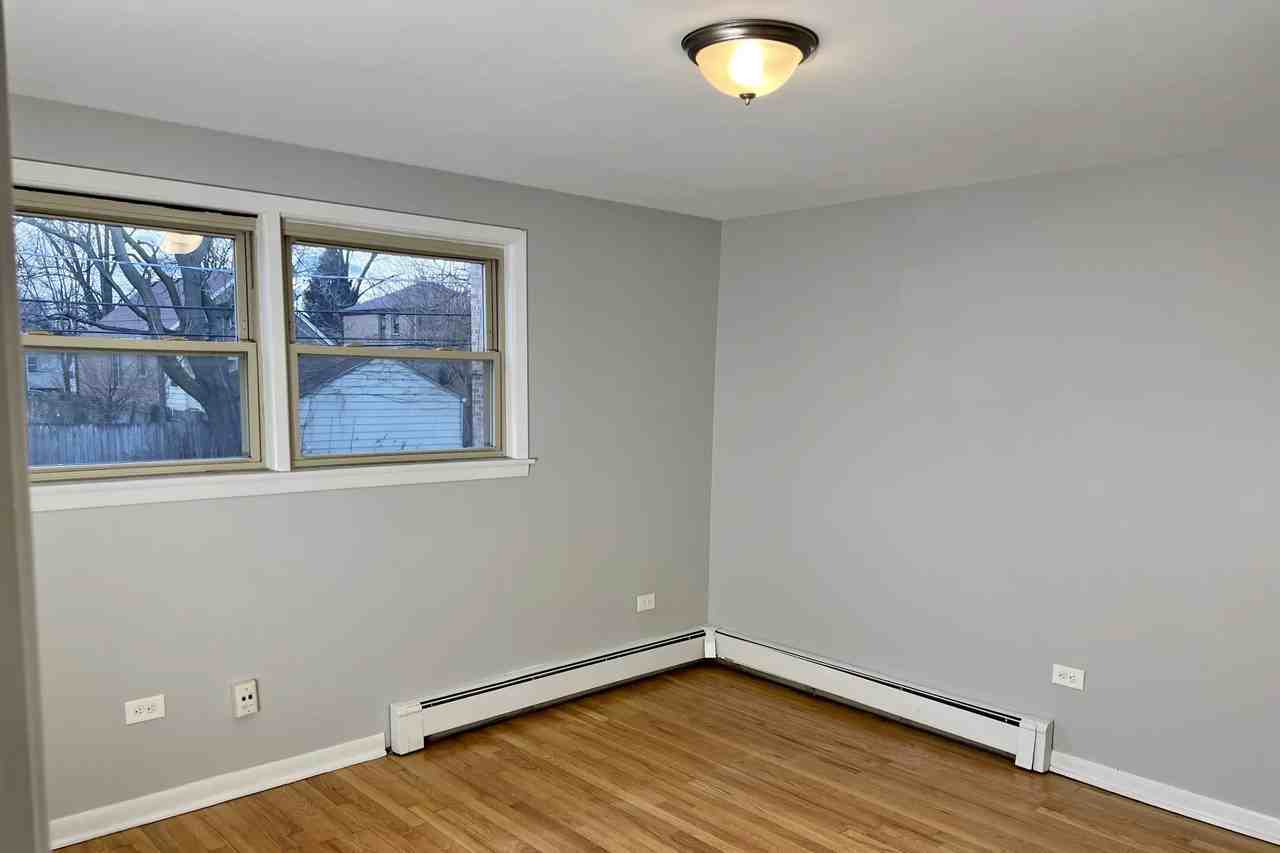 9216 S Kedzie Ave Apt 2n