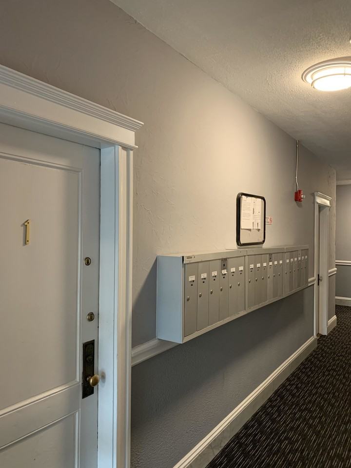 1640 Commonwealth Ave #14 - Photo 4 of 5