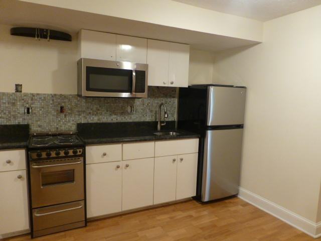 27 Winthrop Rd #B - Photo 6 of 17