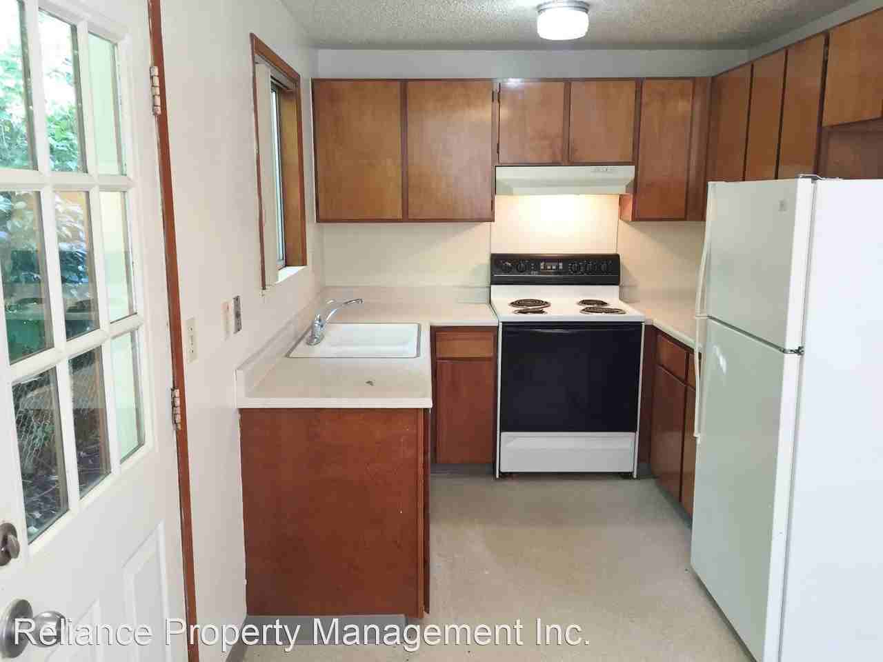 3544-3546 N. Borthwick Ave. - Photo 3 of 9