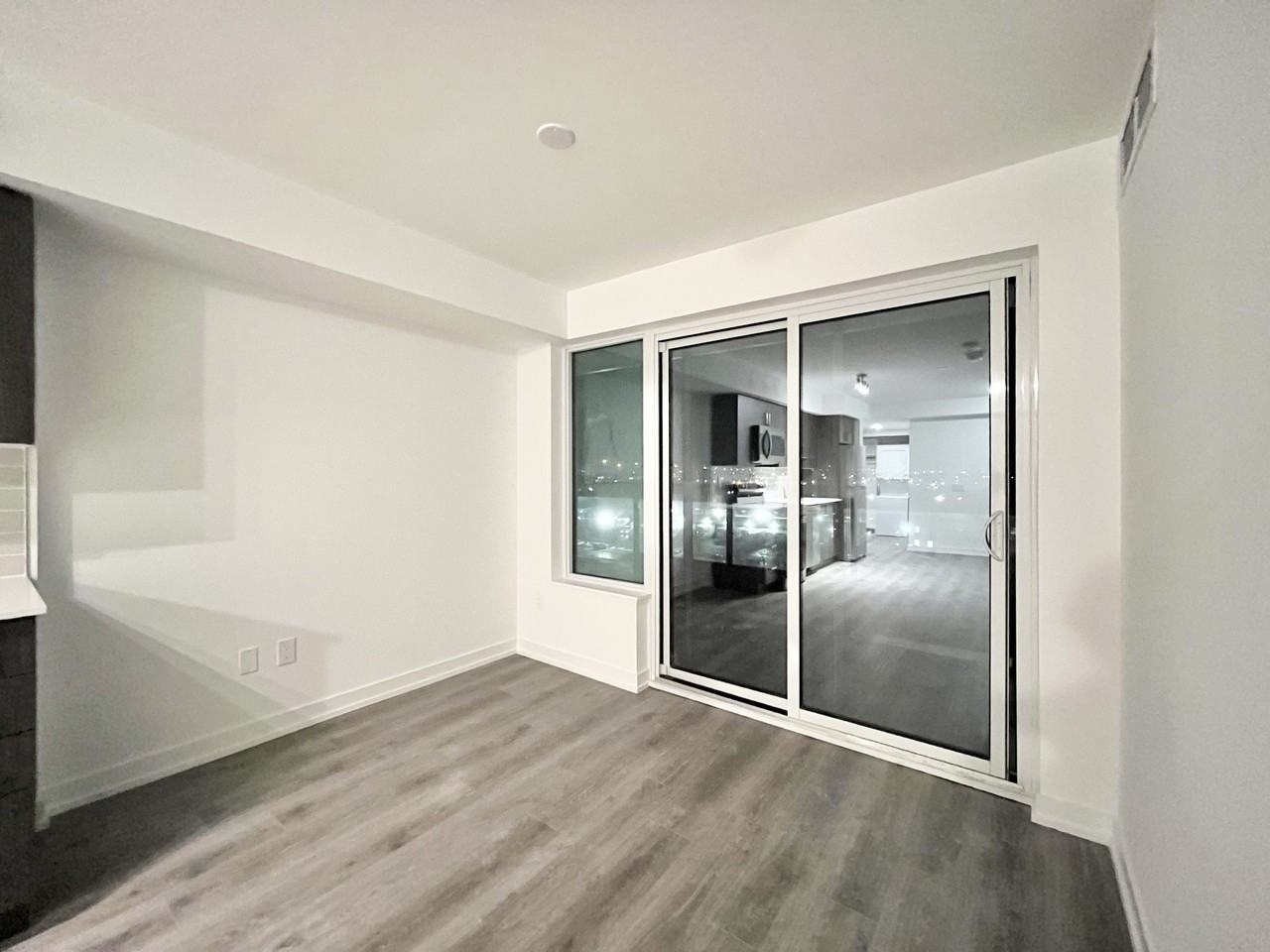 808-1480 Bayly Street , pickering - Photo 2 of 9