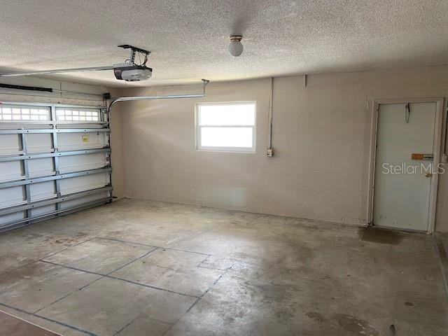 3654 Pin Oaks St - Photo 3 of 26