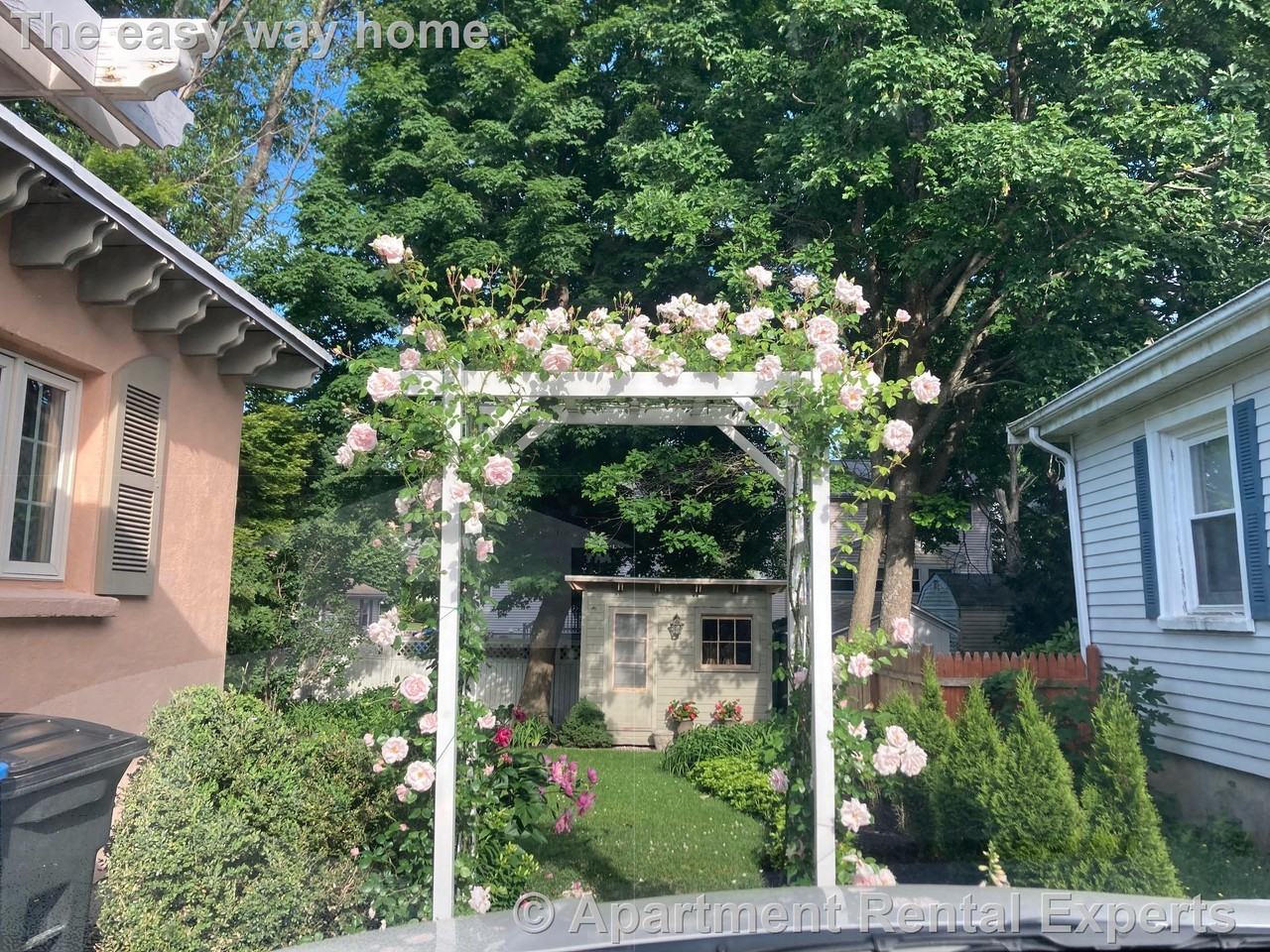 33 Mokema Ave - Photo 3 of 16