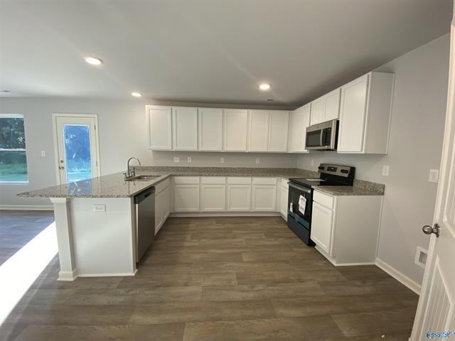 111 10th Ave Ne - Photo 3 of 13