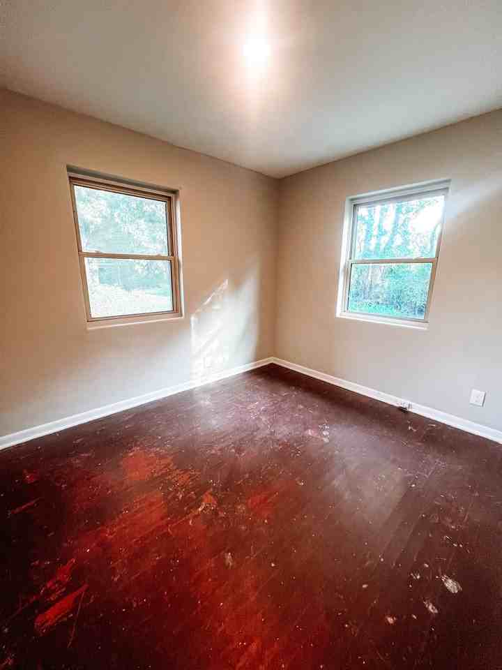 4922 Mississippi Ct - Photo 3 of 10