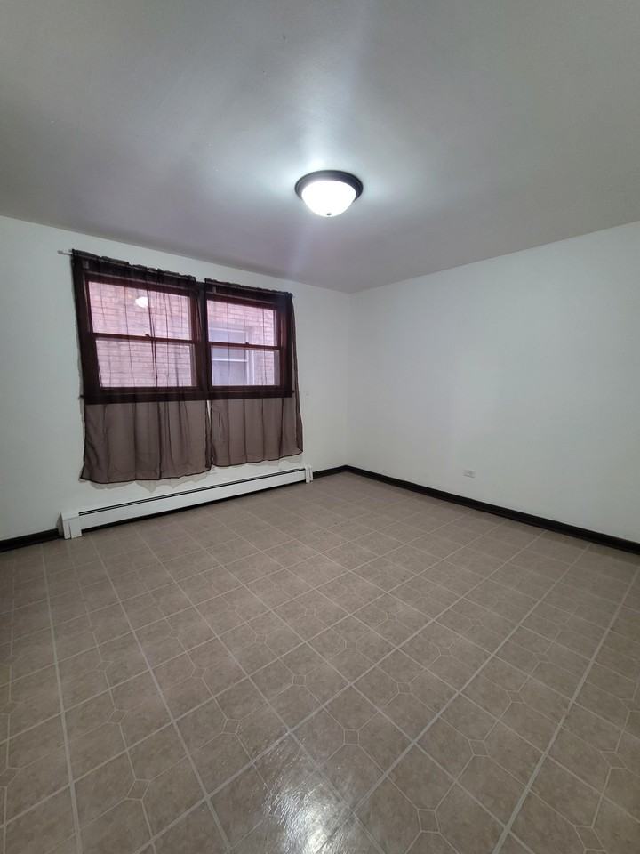 12539 South Marshfield Avenue #B - Photo 3 of 7