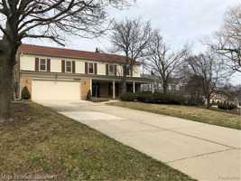 featured image of 5448 Hammersmith Dr