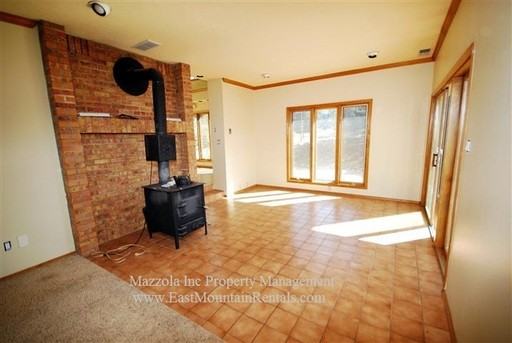 35 Torries Pine Rd - Photo 3 of 16