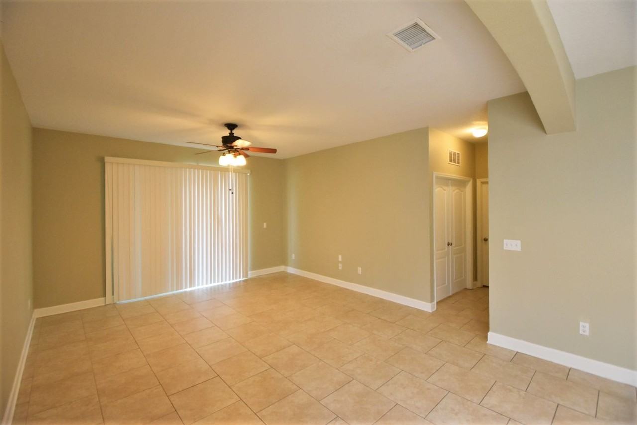 12345 Ridgedale Dr - Photo 2 of 18