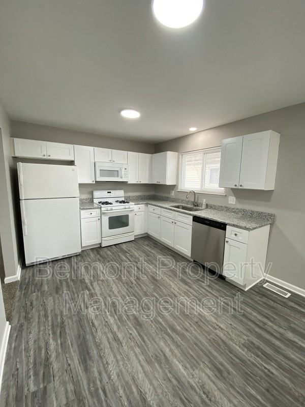 11020 Hupp Ave - Photo 5 of 11