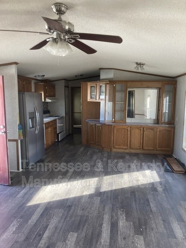 201 Cumberland Ln - Photo 2 of 5