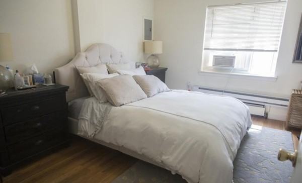 85 Chestnut St #1 - Photo 3 of 4