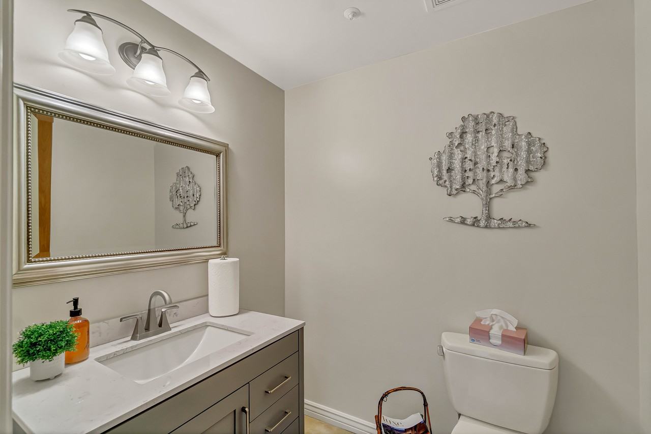 16101 North Powderhorn Drive - Photo 2 of 50