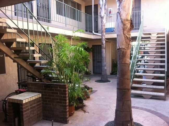 4244 E 5th St #7 - Photo 4 of 5