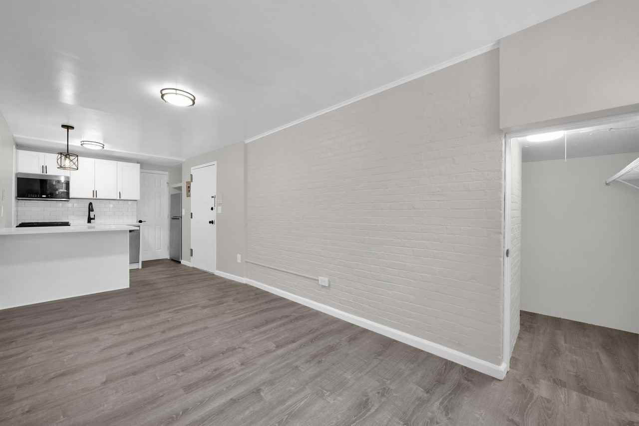 115 Magnolia AveApartment GLF #115GLF - Photo 2 of 7