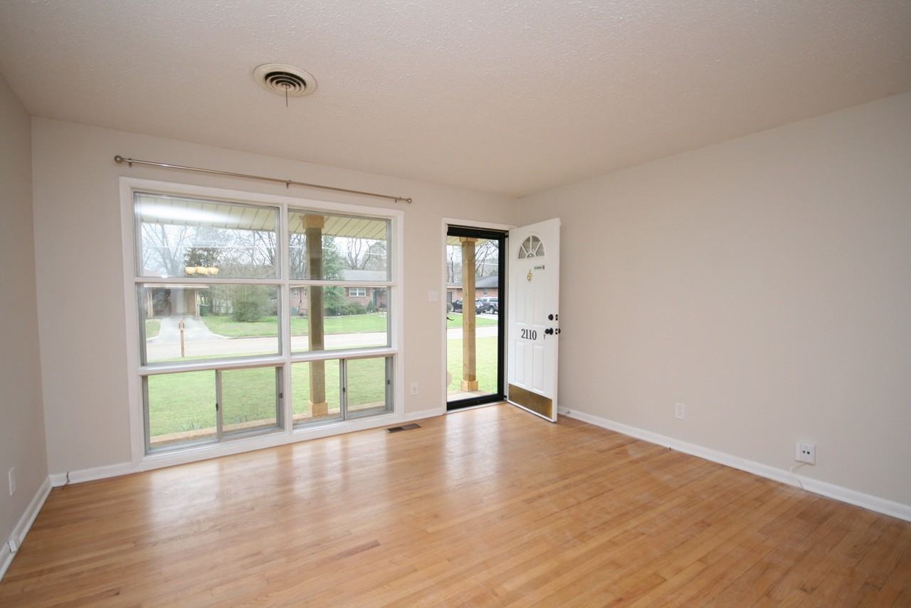 2110 Giles Dr Ne #1 - Photo 7 of 22