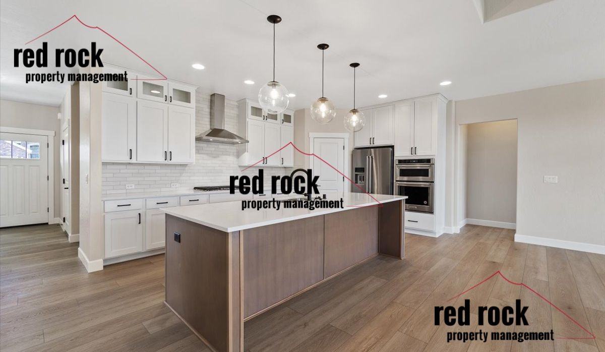 5022 S Hillcrest Ln #1 - Photo 4 of 18