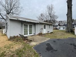 featured image of 598 Wakefield Dr #1