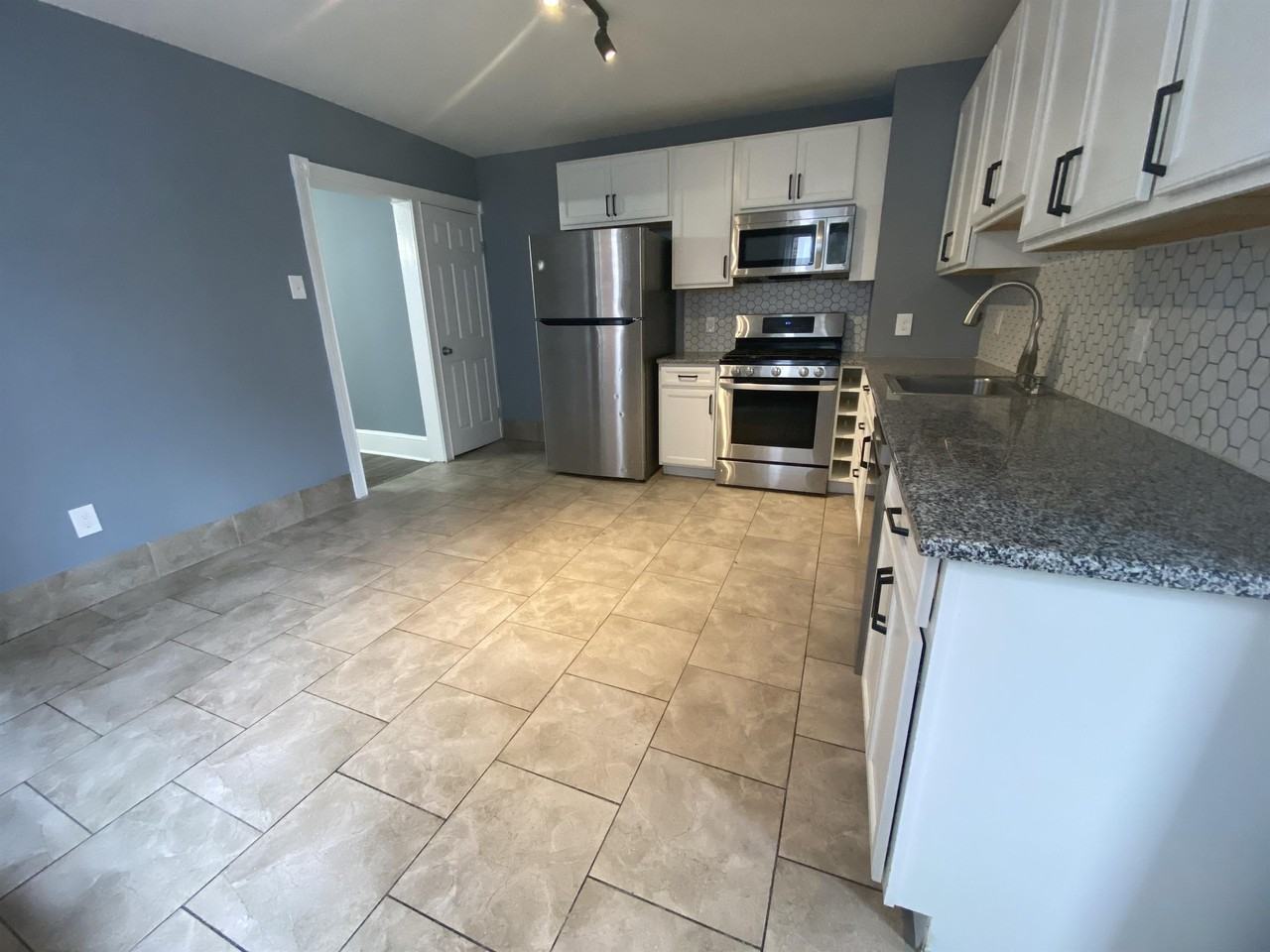 220 East Marshall Street #1 - Photo 2 of 26