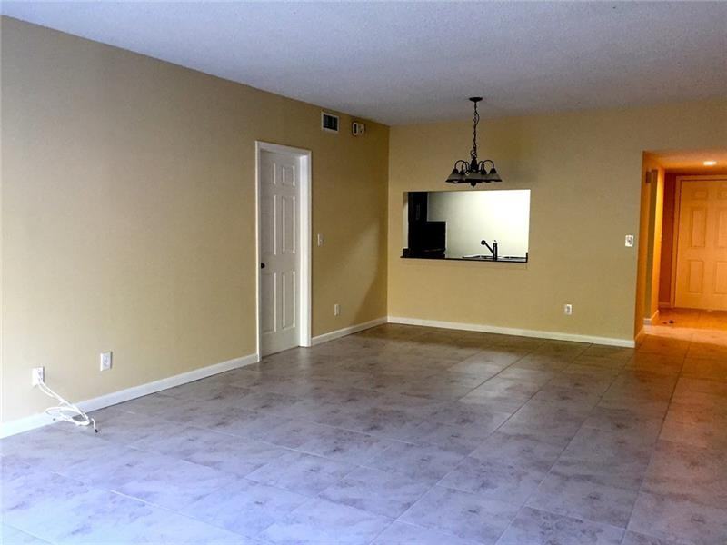 3321 Nw 101st Ave #3321 - Photo 3 of 8
