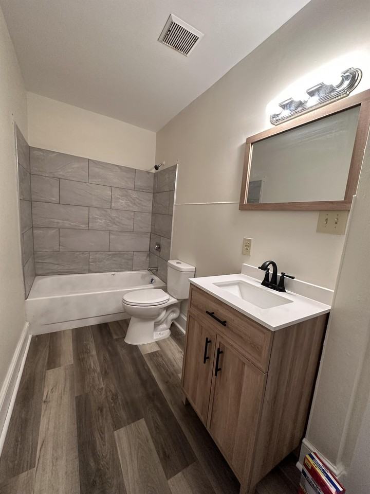 424 N Locust StreetAPT 6 #6 - Photo 6 of 6
