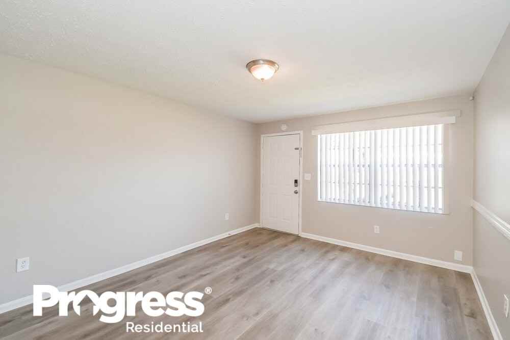 5664 Minocqua St - Photo 3 of 16