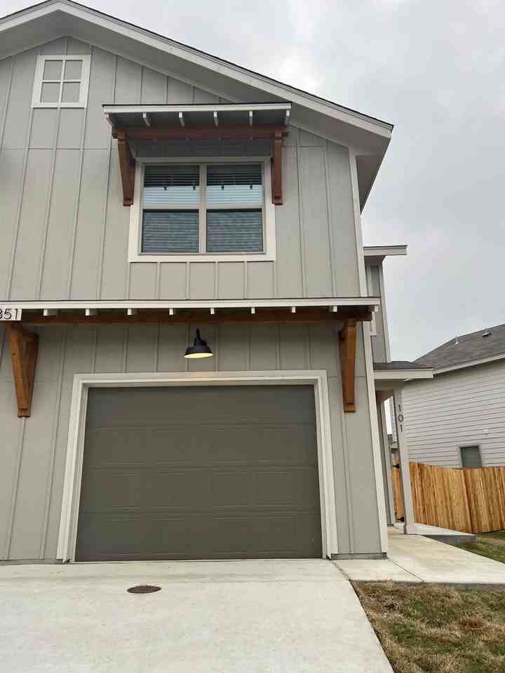 13851 Enzo Gate - 101 #101 - Photo 3 of 38