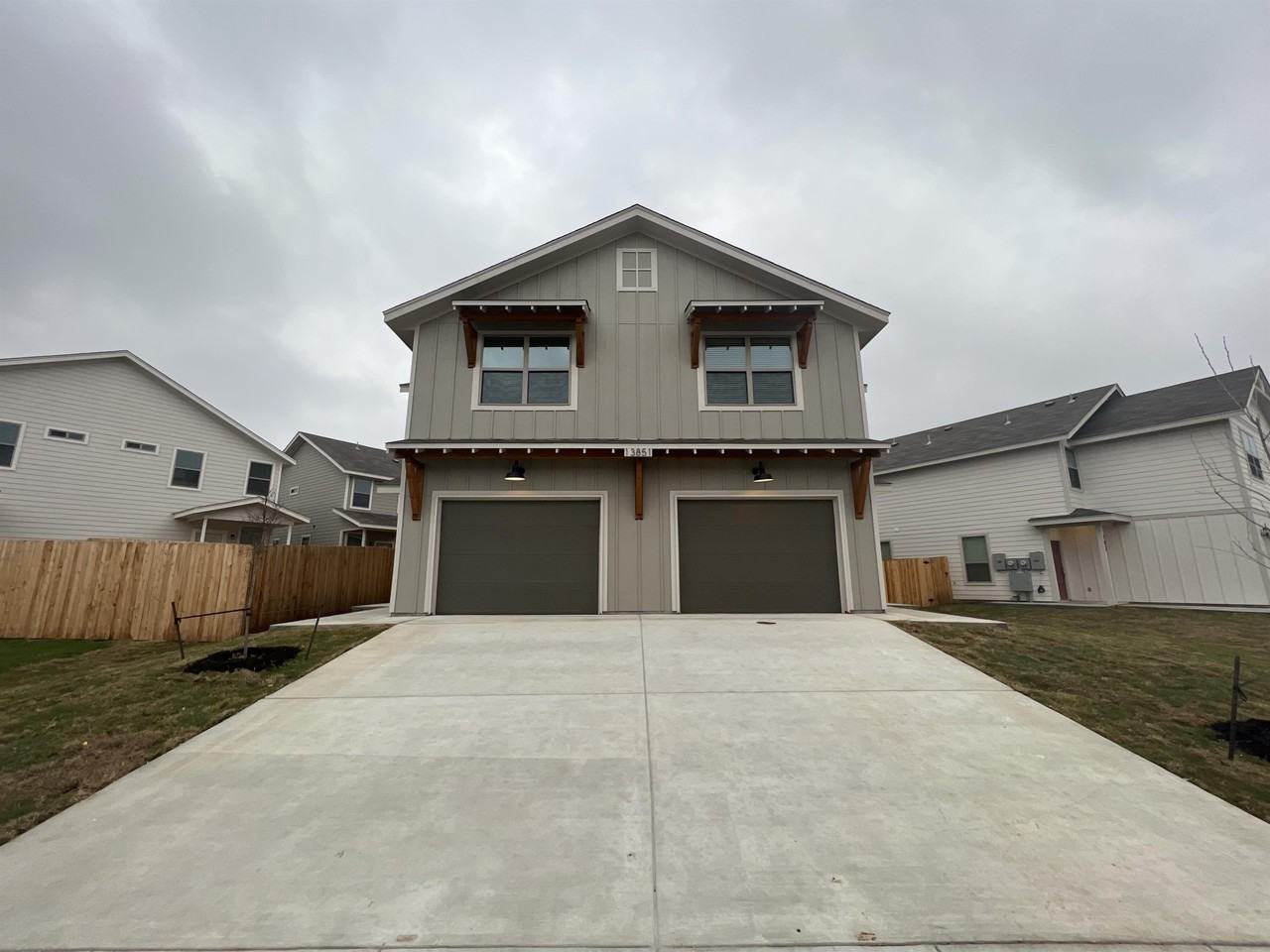 13851 Enzo Gate - 102 #102 - Photo 2 of 40