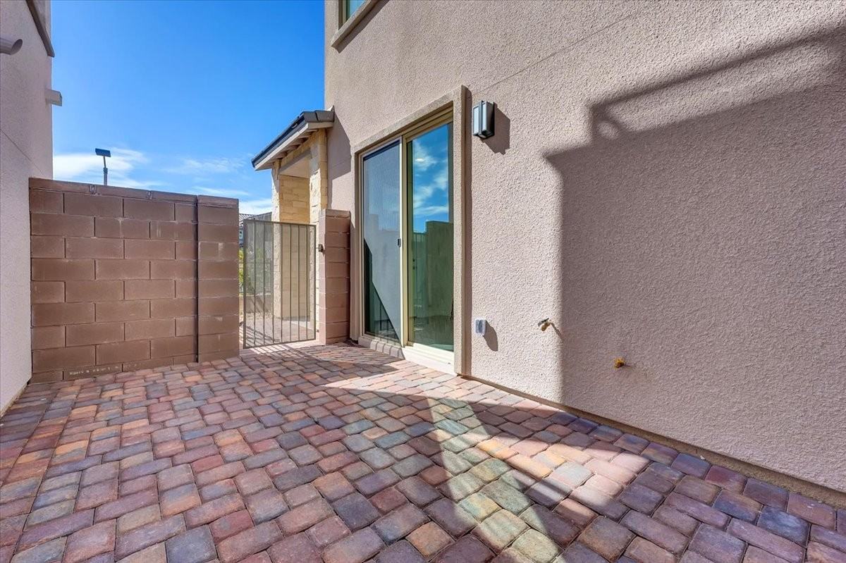 11556 Kindle Corner Ave #1 - Photo 4 of 27