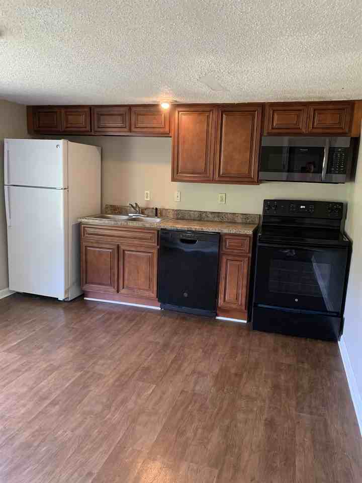 204 Angel Ct #1 - Photo 3 of 9