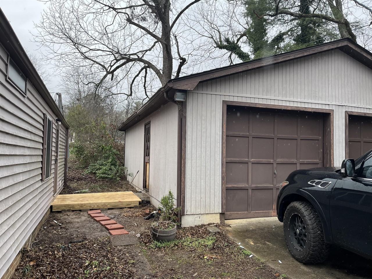 201 Hunter Ave #3 - Photo 2 of 9